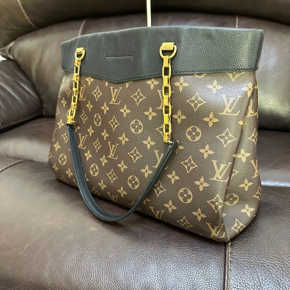 Louis Vuitton Brown and Black Shoulder Bag - Picture 8 of 16